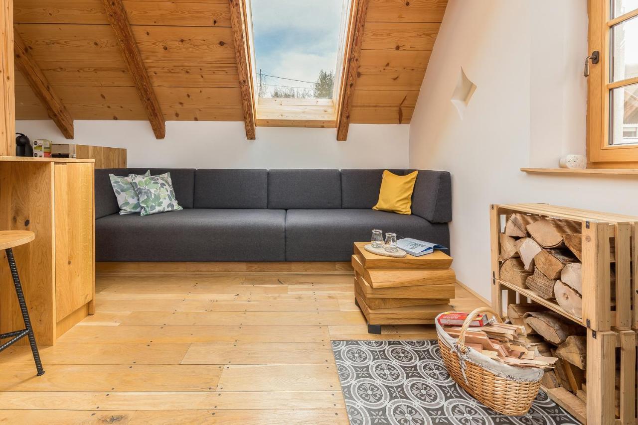 Apartamento Hiša na soncu / Sun house Zgornje Gorje Exterior foto