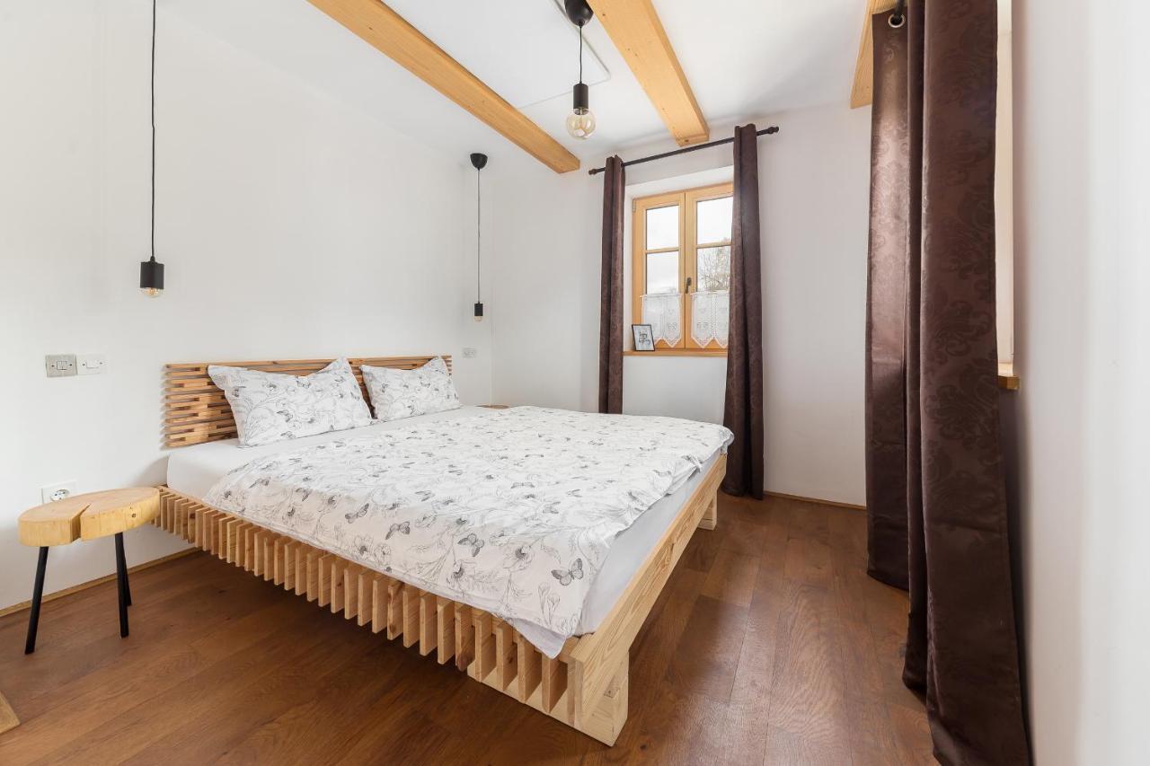 Apartamento Hiša na soncu / Sun house Zgornje Gorje Exterior foto