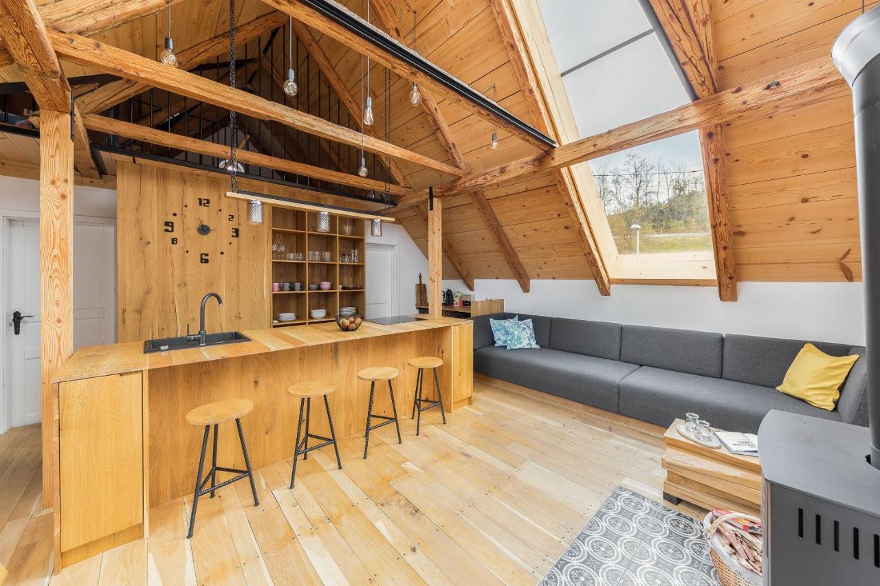 Apartamento Hiša na soncu / Sun house Zgornje Gorje Exterior foto