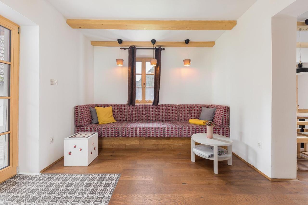 Apartamento Hiša na soncu / Sun house Zgornje Gorje Exterior foto